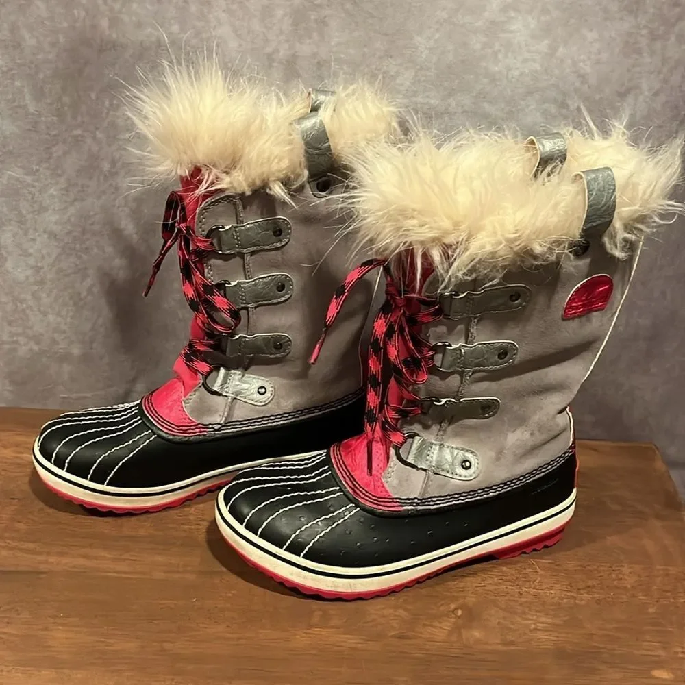 Sorel pink gray Tofino Nori fur snow winter boots size 3